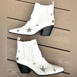 BETSEY JOHNSON Izak Star Western Booties / NWT